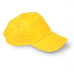 Żółta czapka baseballowa